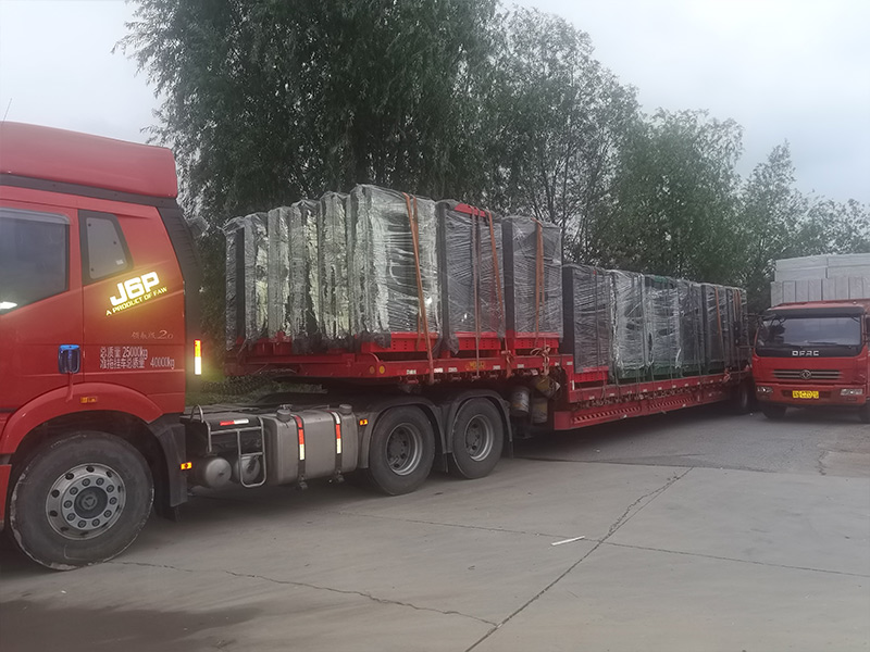 吉林通化路名牌燈箱100臺(tái)，第八車(chē)發(fā)貨！